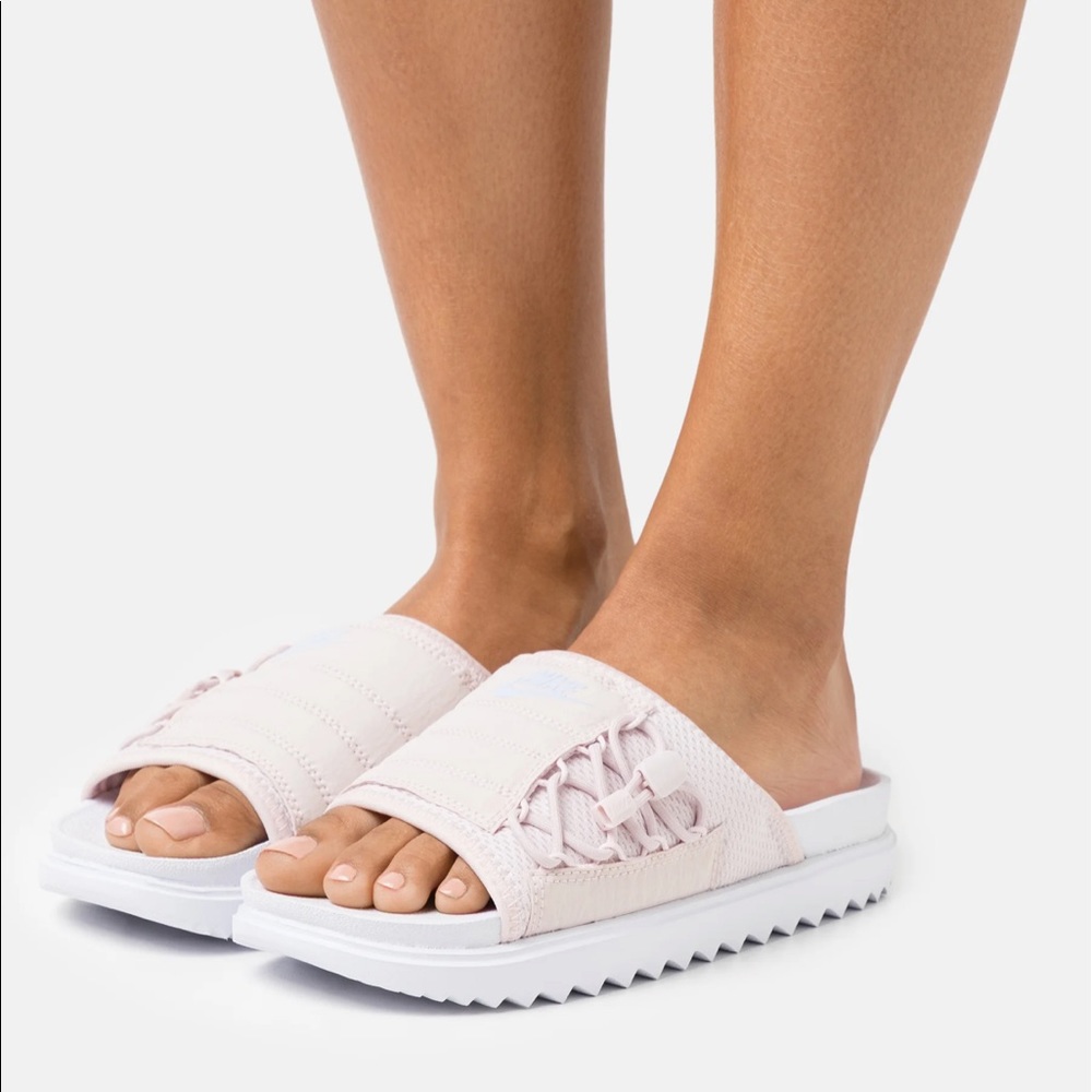 Nike Asuna Slides